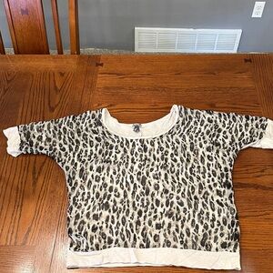 Women’s Vanity Animal Print shirt, size XL